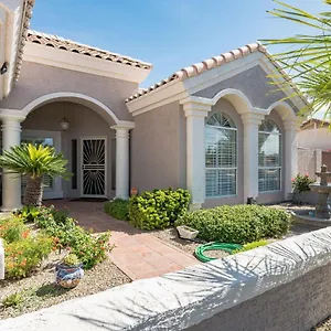 https://private-tuscany-oasis-with-pool-perfect-for-families.hotelsofphoenix.com