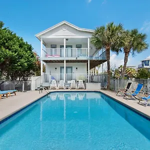 https://a-vip-hideaway-by-realjoy-vacations.hotels-destin.com